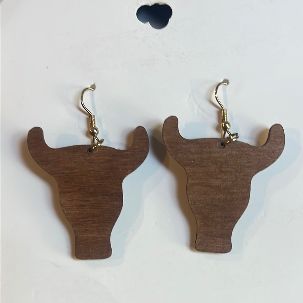 Leopard Print Bull Head Earrings - Picture 2 of 2